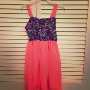 Pink girls dress size 10/12 Medium